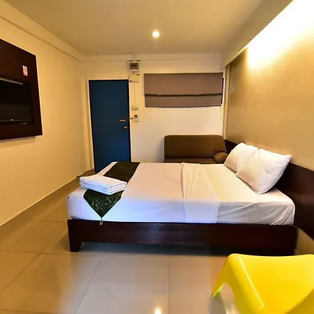 L42 Hostel Suvarnabhumi Airport-2
